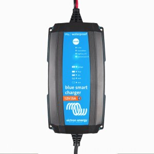 Victron Blue Smart IP65 12/5 12V 230V...