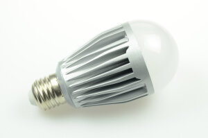LED-Leuchtmittel, Globe 60 mm, E27, 24x 2835 SMD, 200°, 85-265 V AC , 60-269 V DC, Verbrauch ca. 12 W, ca. 1100 Lm, kaltweiß, ca. 6000 K, matt, A+